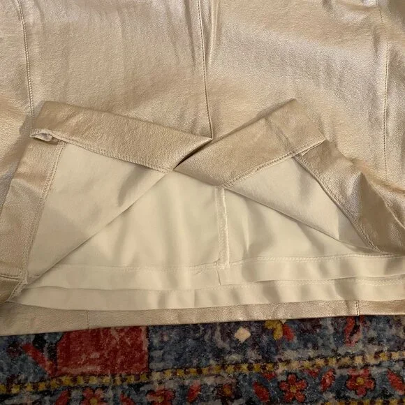 NEVER WORN! Lyssé Vegan Leather Metallic “Perfect” Pencil Skirt – Size L - Picture 5 of 6